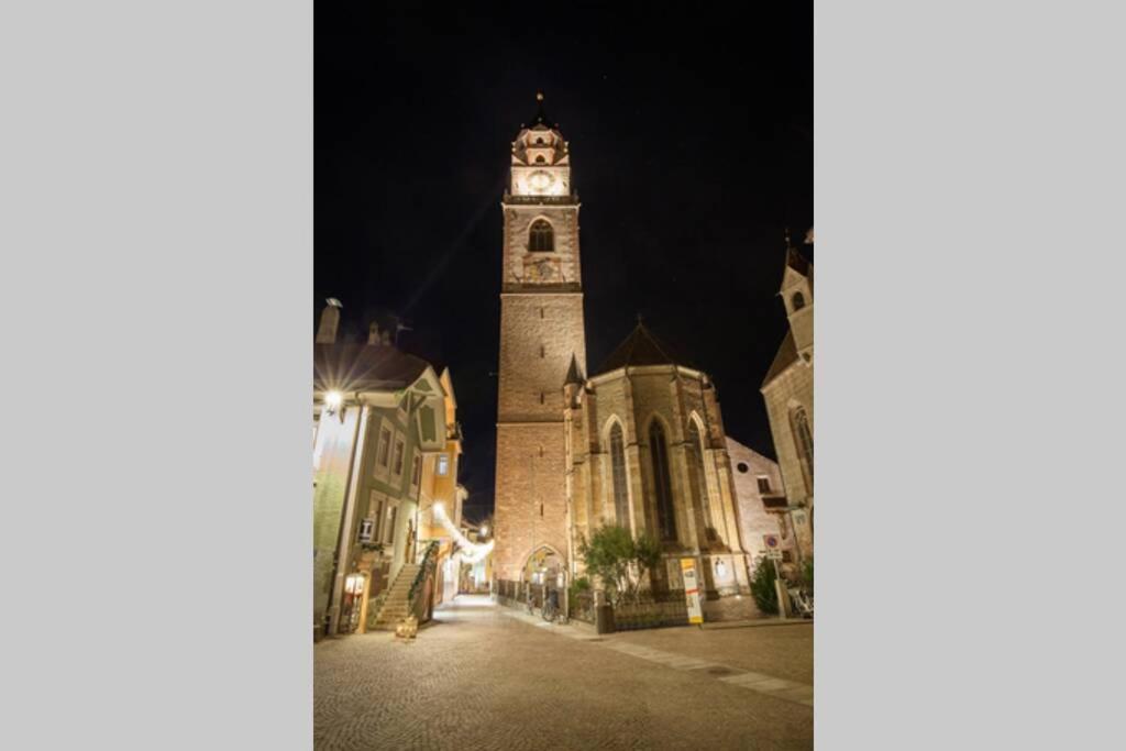 Casa Al Duomo-Nel Cuore Storico Di 梅拉诺 外观 照片